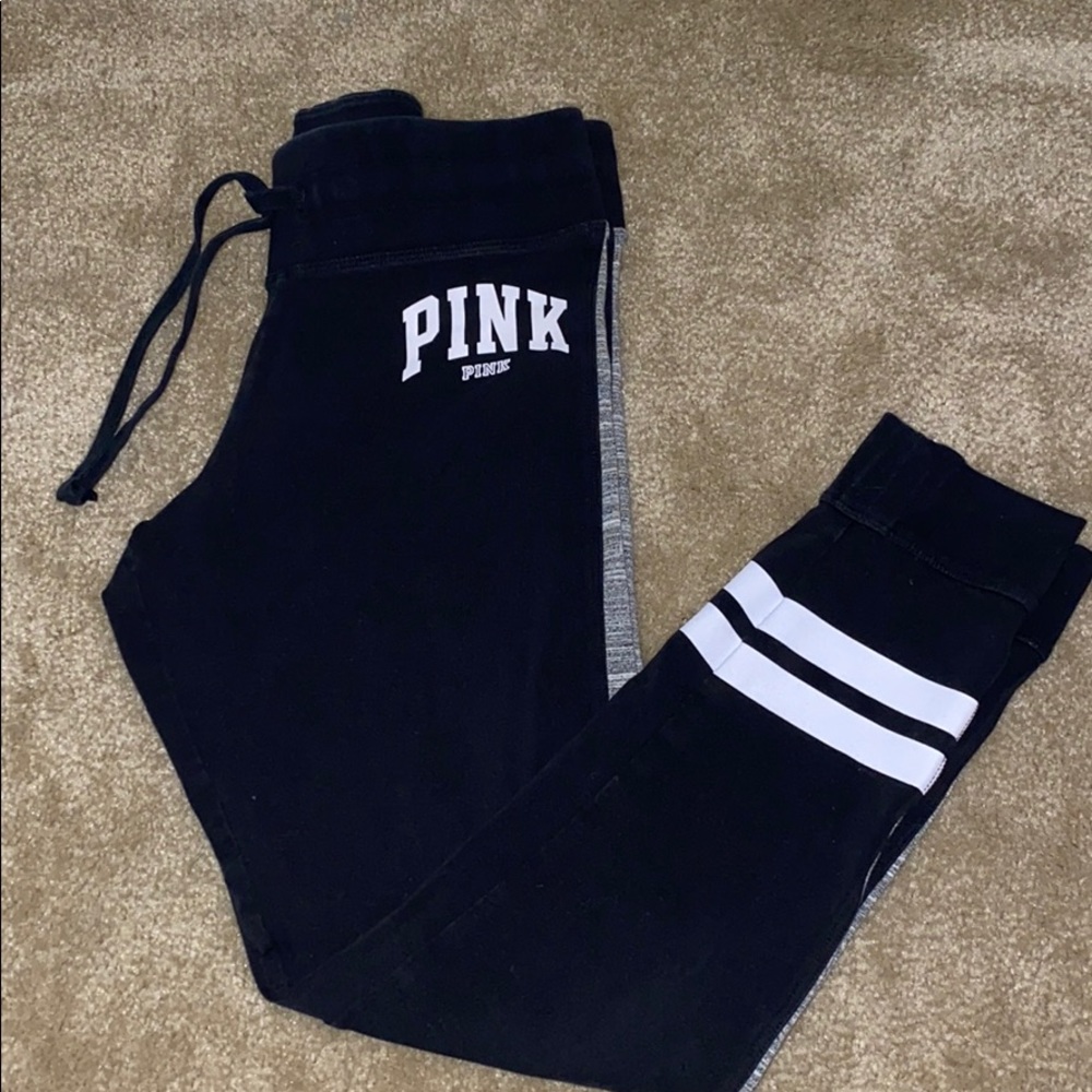 VS Pink black leggings with gray lining